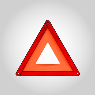Red Warning Triangle - E Marked. barcode - 5025398000895
